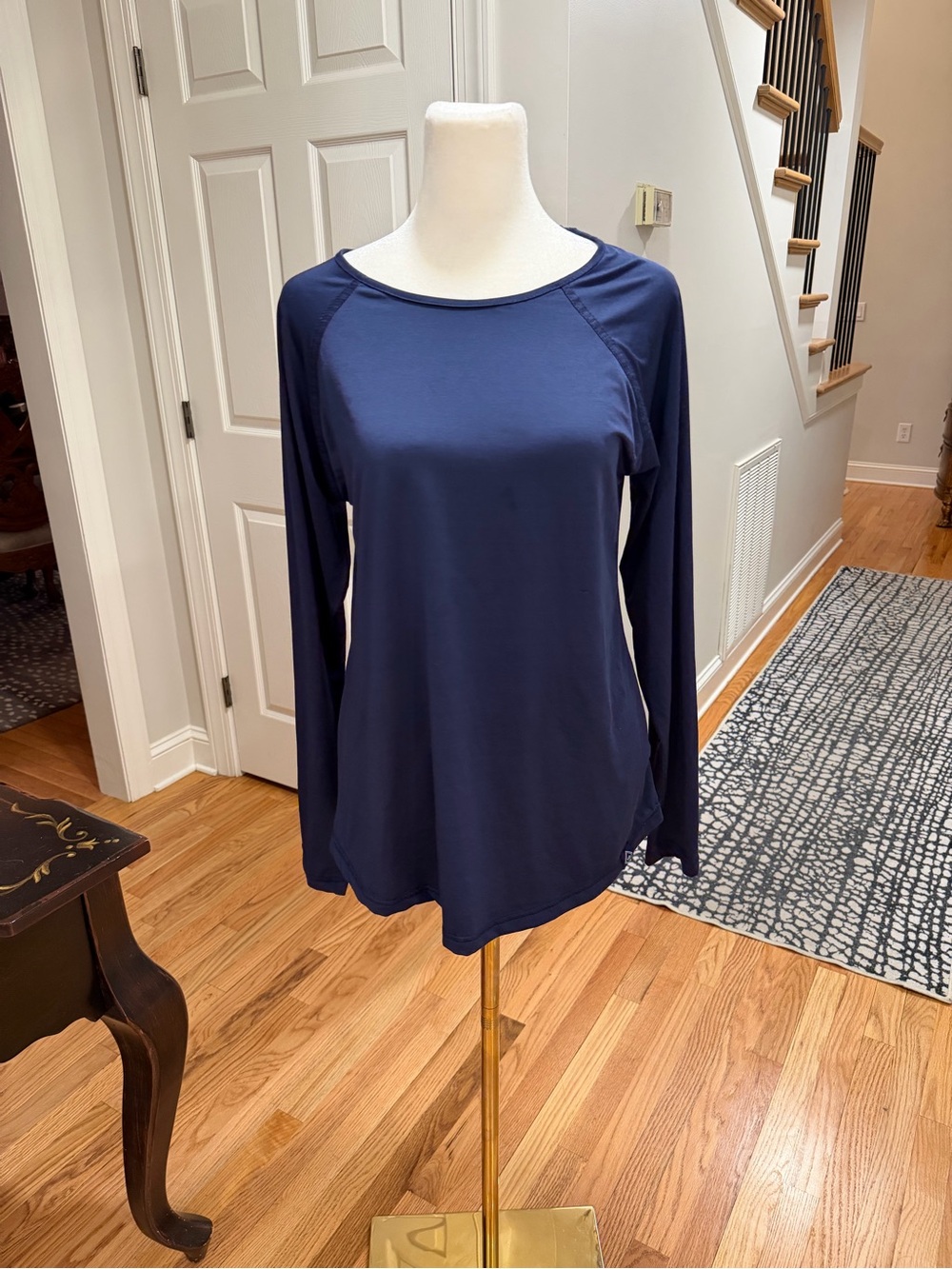 Vera Bradley Women’s Long Sleeve Navy Performance Top